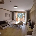 Lux B432 Vucko - Private Host Apartamento 4*