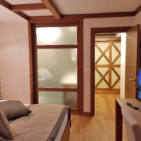 Lux B432 Vucko - Private Host 아파트 자호리나