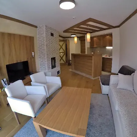 Lux B432 Vucko - Private Host 3*