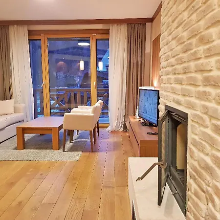 Lux B432 Vucko - Private Host